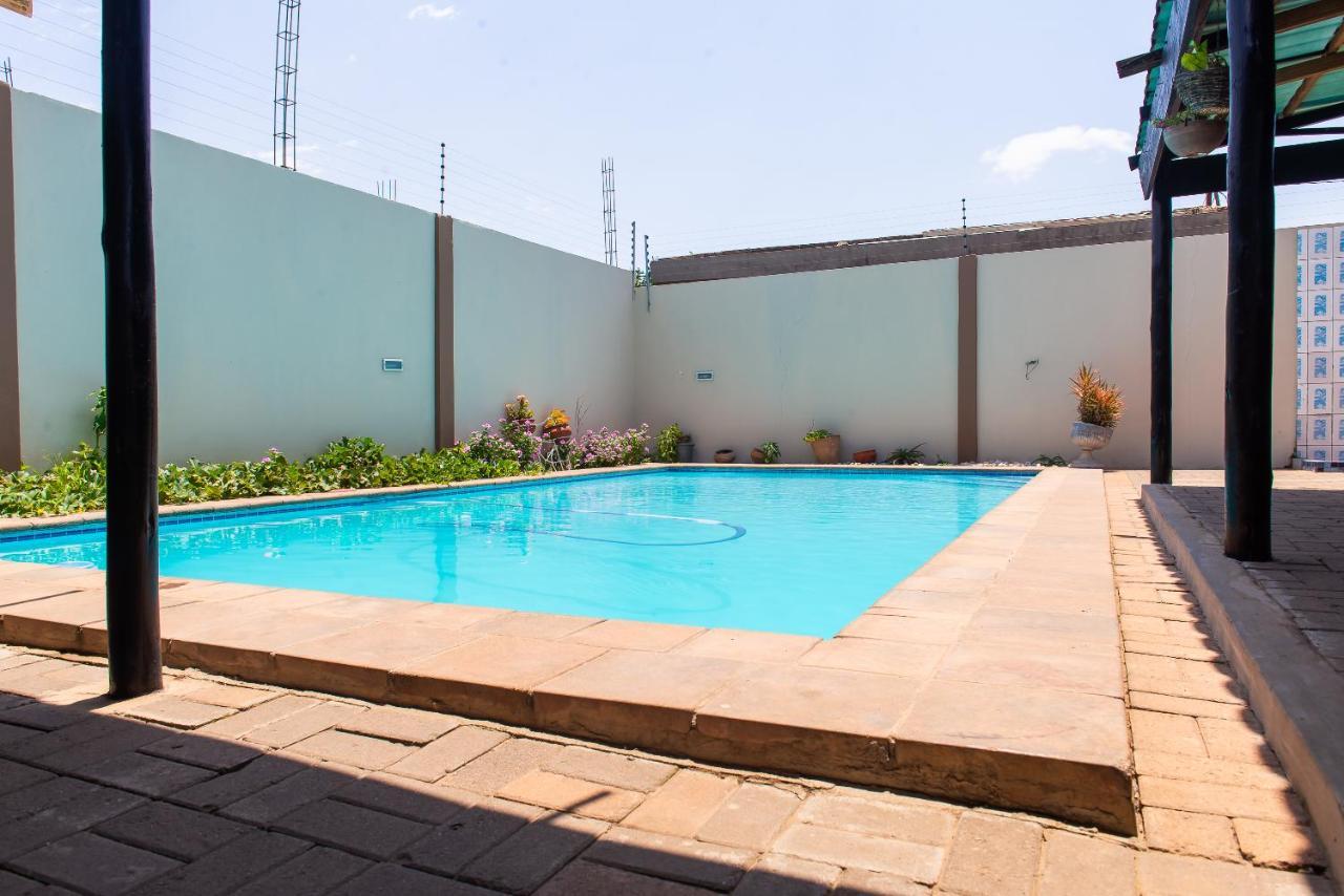 Casa Da Noleen Matola Екстер'єр фото